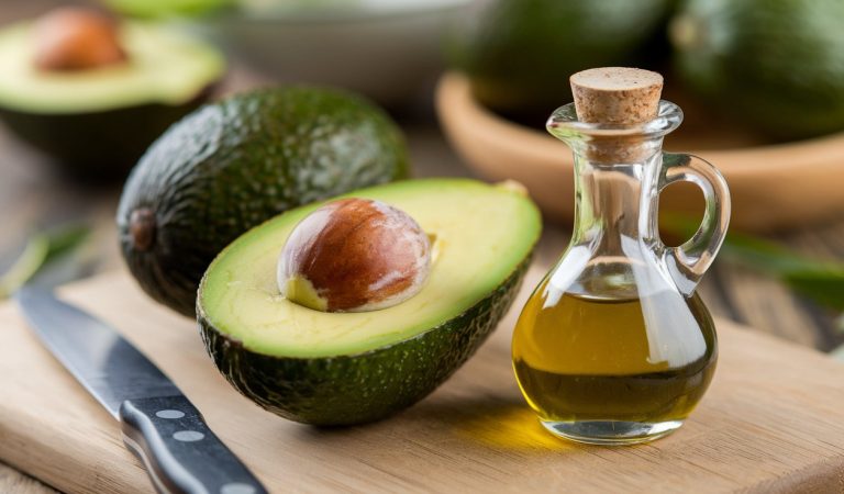 Ghidul grăsimilor sănătoase: De la avocado la ulei de măsline, ce să alegi și de ce Ghidul grăsimilor sănătoase: De la avocado la ulei de măsline, ce să alegi și de ce